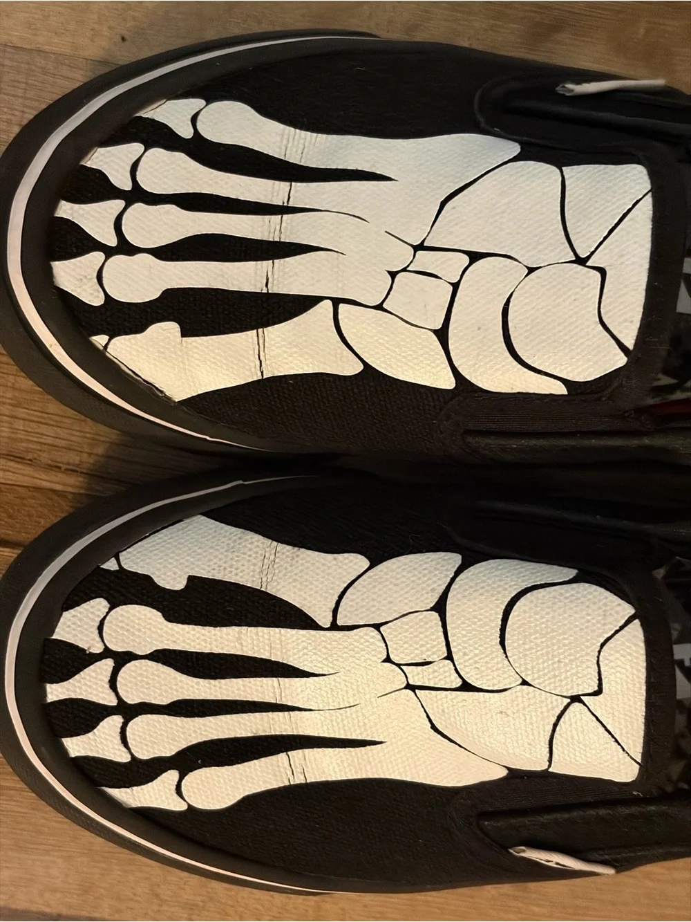 Boys Size 3 Airwalk-Side Kick Black w/ Skeleton Print Canvas Slip Ons